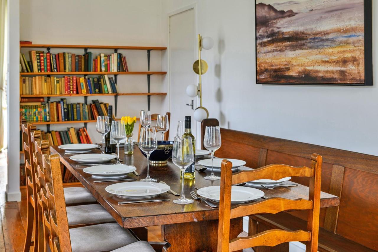Finest Retreats - Luxury Converted Chapel With Hot Tub & Games Room Dinas Mawddwy Экстерьер фото